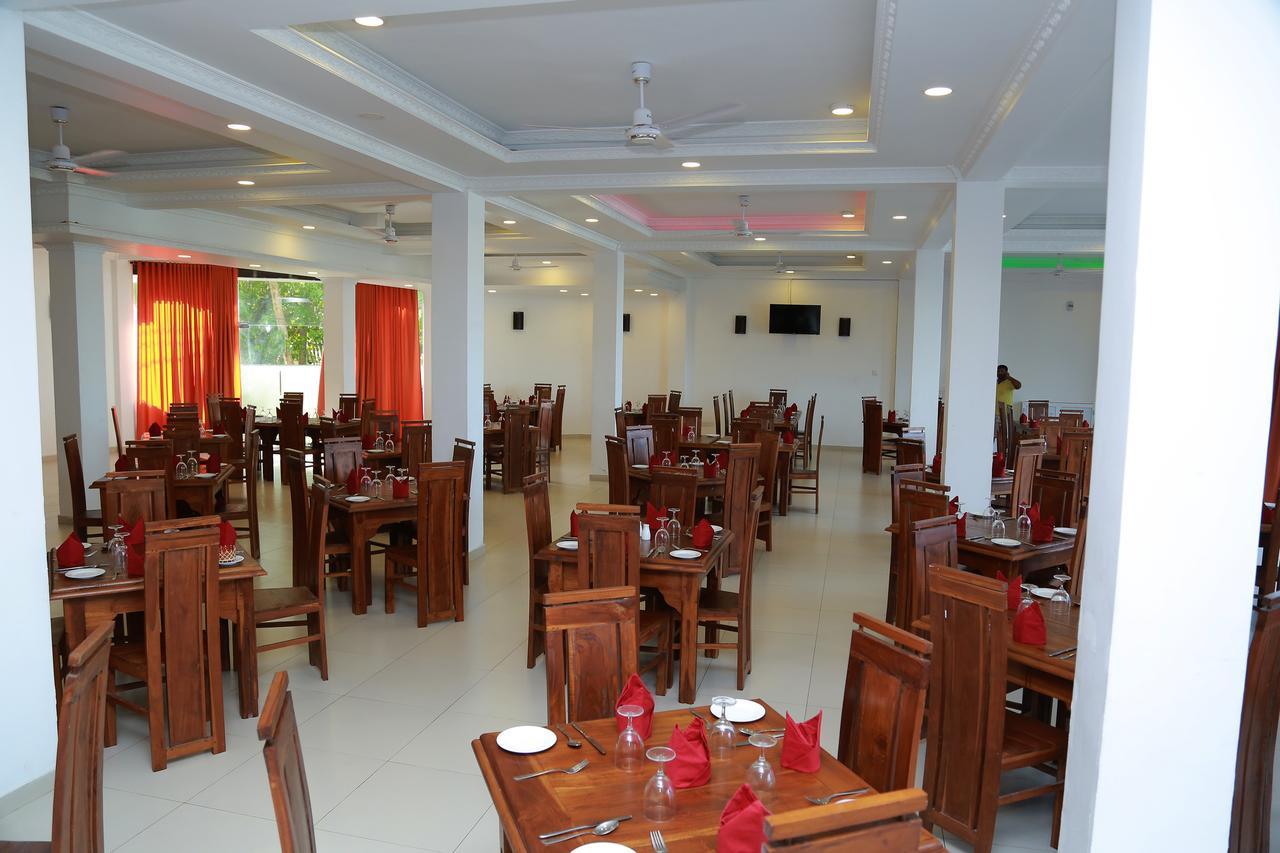 Hotel Sanmark Ahangama Exterior photo